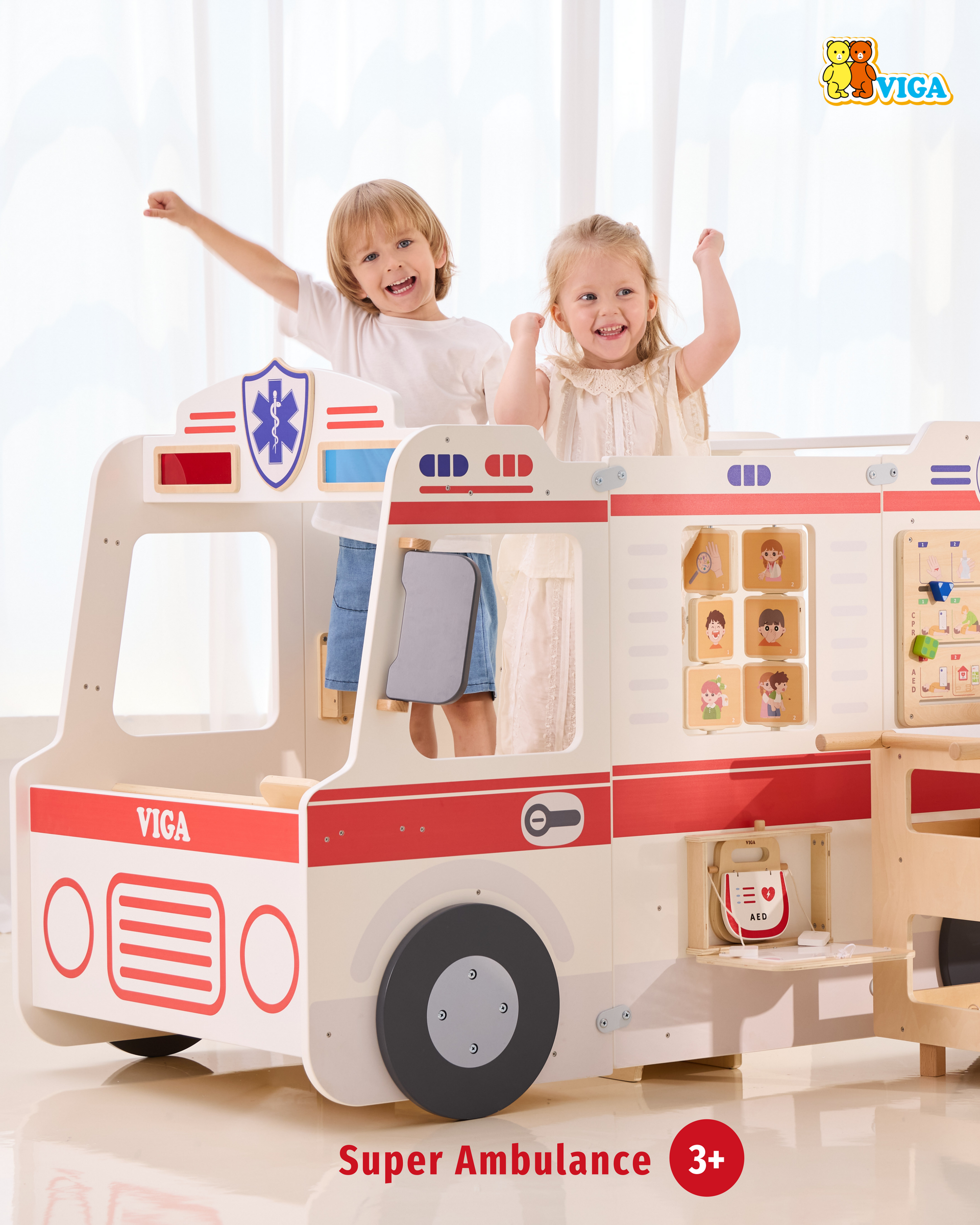 Children playing in the Viga Super Ambulance Set