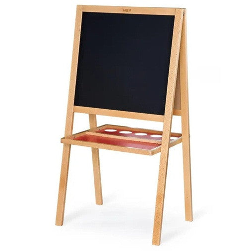 The  VIGA Standing Easel pictured on a white background